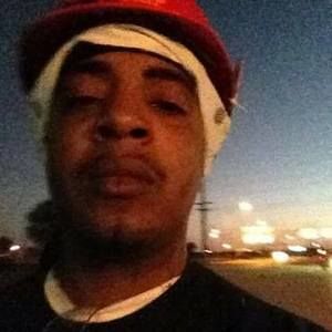 Meet your Posher, Derrick